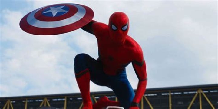 
Captain America: Civil War Trailer 2 Gives First Glimpse of Spider-Man
