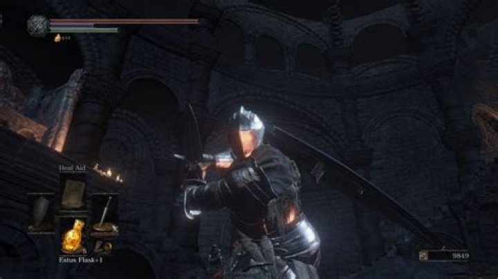 
Dark Souls 3 Guide: How to Use Weapon Arts or Weapon Skills