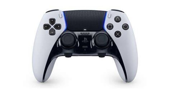 DualSense Edge Review - GameRevolution