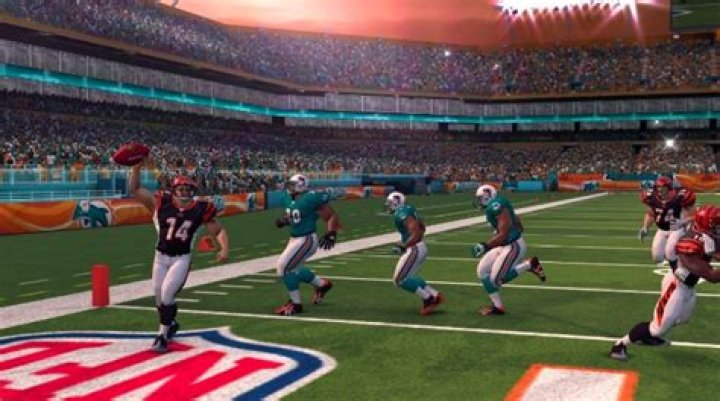 EA Announces NFL Blitz - GameRevolution