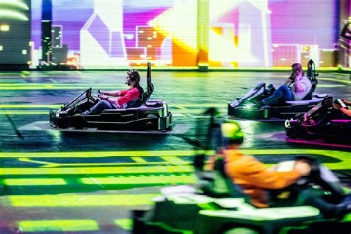 
Real Life Mario Kart Mob take over Mall