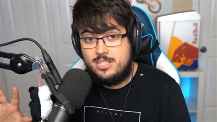 Smash pro ZeRo admits sending sexual messages to minors but allegations continue